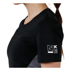 Nike Pro Short-Sleeve Top Black/Grey -Billig Jakker butikk 192498910821 005 57bb87d149594a769497037fcda45c01