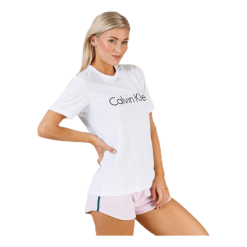 Calvin Klein S/S Crew Neck White 8 Calvin Klein S/S Crew Neck White -Billig Jakker butikk 8719113341369 005 66ed5b536c834a64a41a34213e750aa6 CK4 c4da25f7b2ec49d8 18SlJmU