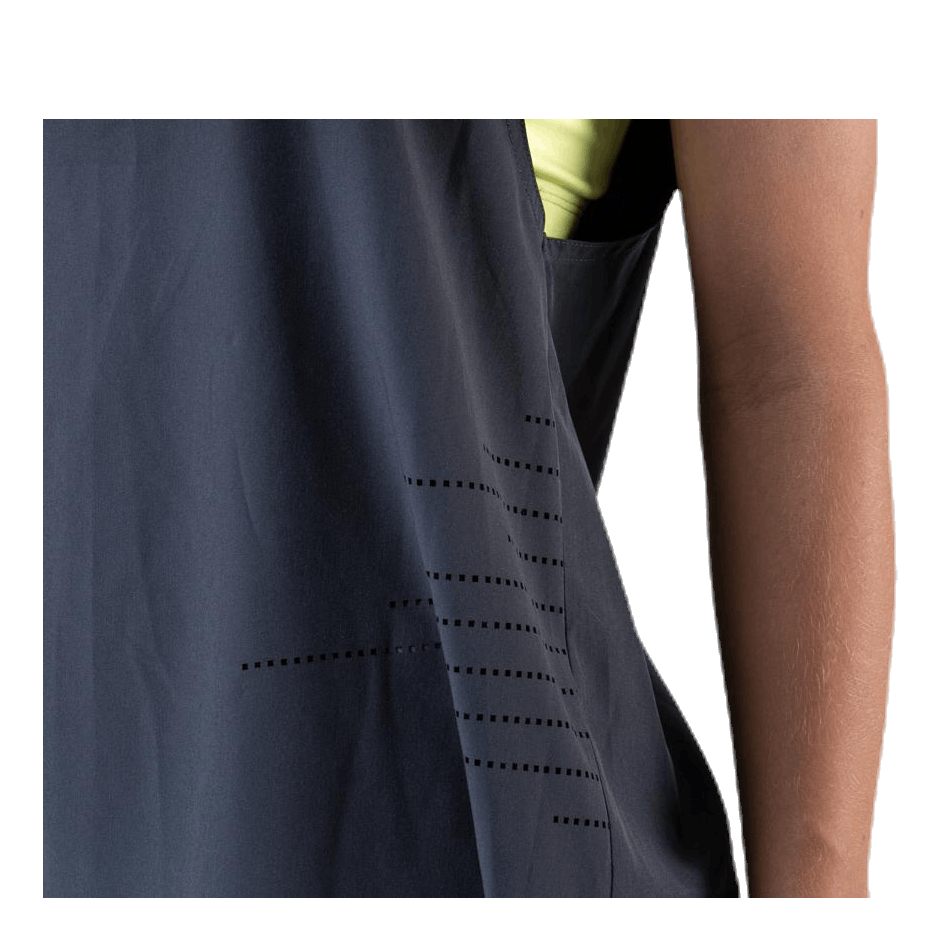 BLACC Feather Limited Tank Black 4 BLACC Feather Limited Tank Black - Bilde 4